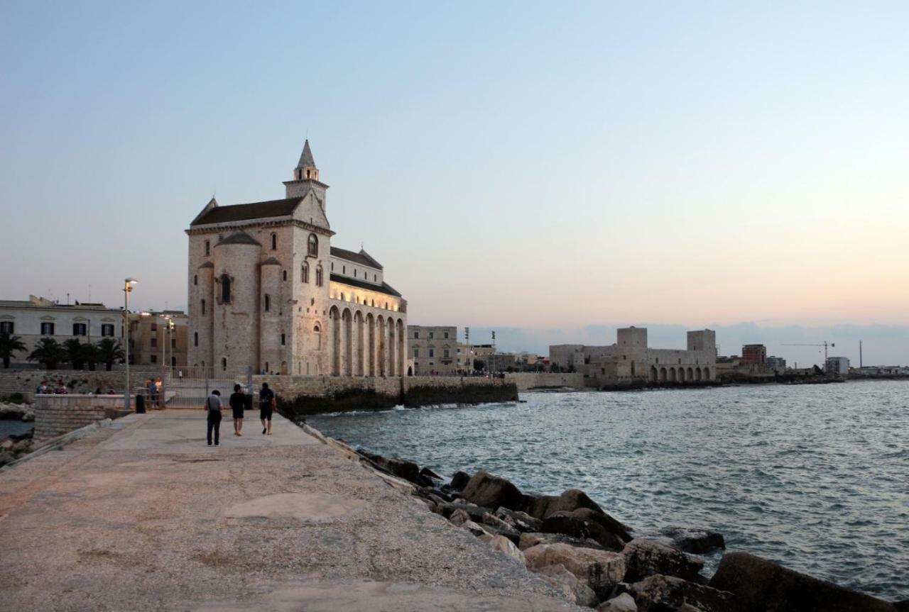 I Colori Della Puglia Rooms Trani Eksteriør billede